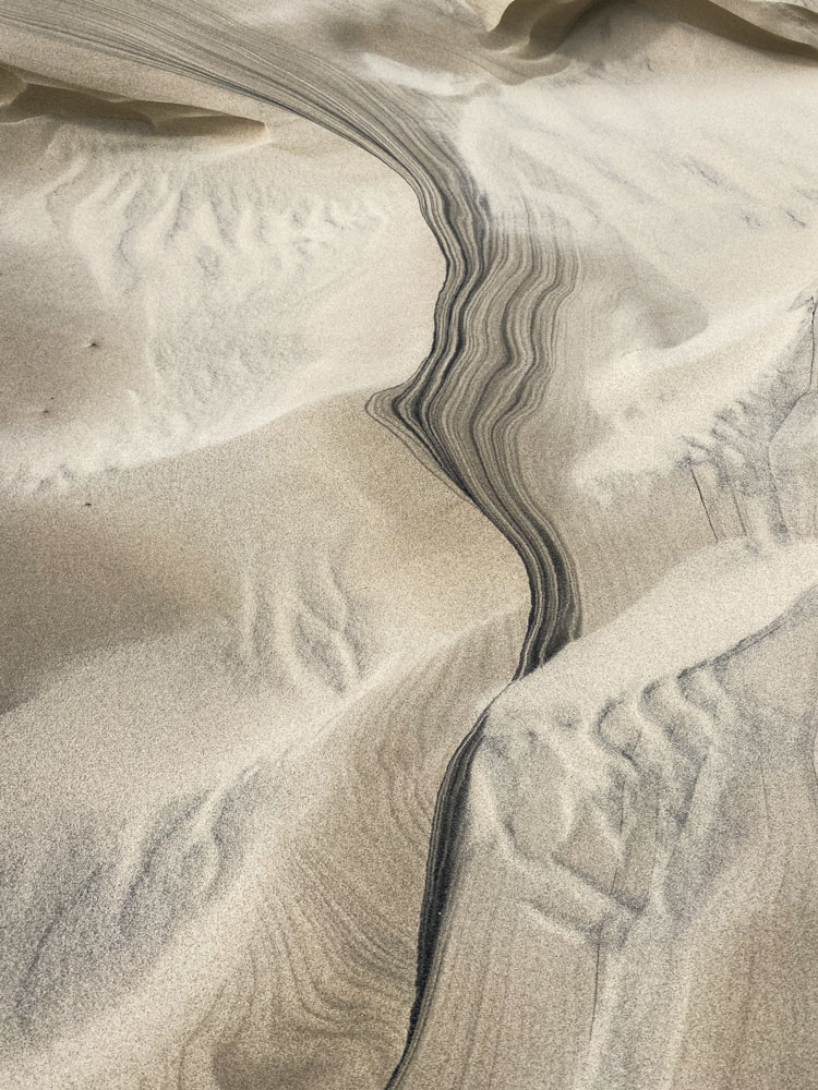 Sand Patterns – Raquela Moncada